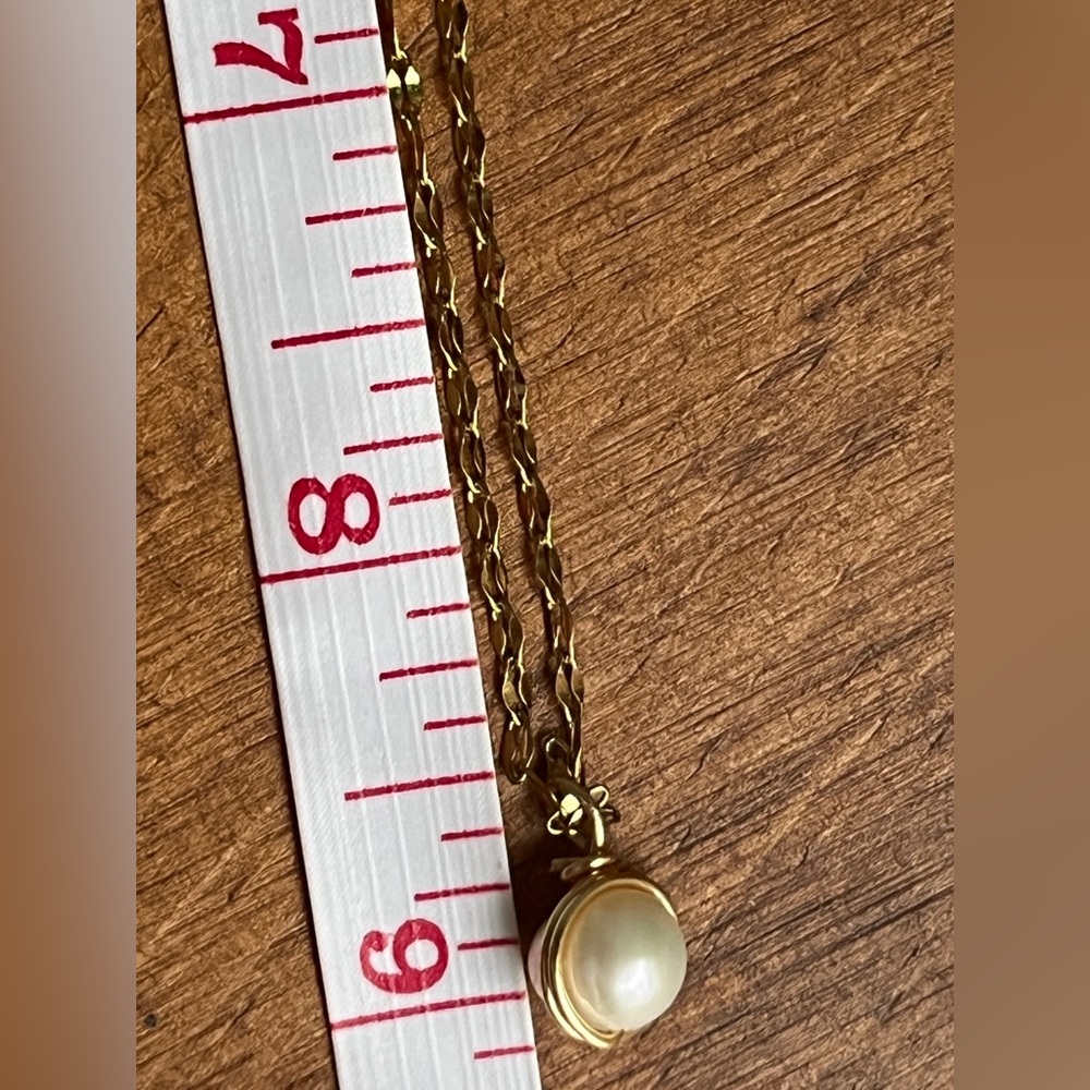Genuine Freshwater White Pearl on 18K Gold Plated over stainless steel 17” Chain - Picture 10 of 10